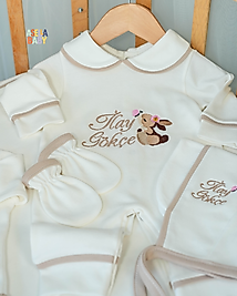 Kız Bebek Yenidoğan Set - Bebeğinizin İsmi ve Tavşan Motif