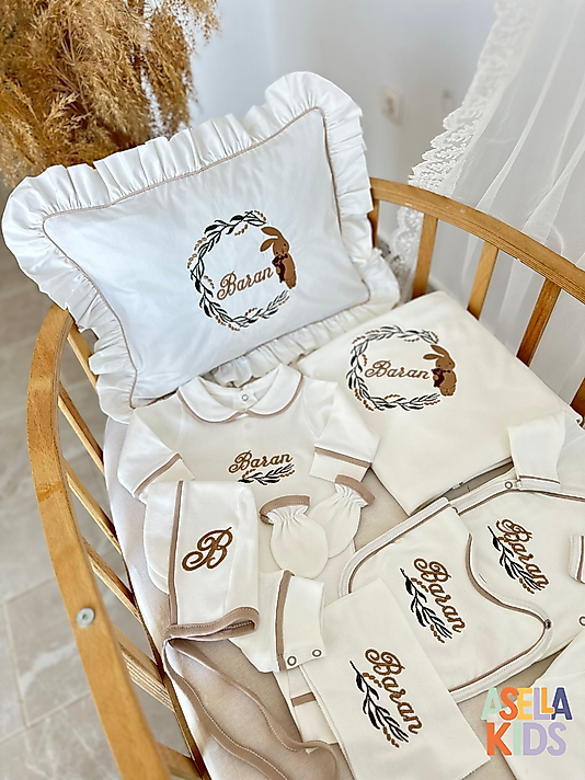 Yenidoğan Set - Bebeğinizin İsmi ve Tavşan Nakış