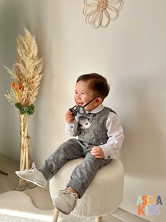 Erkek Çocuk Gri Ekoseli Yelekli Takım