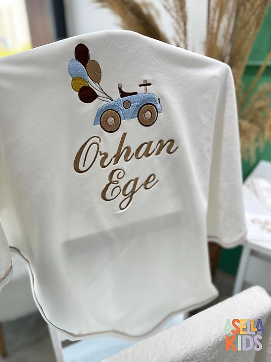 Yenidoğan Set - Bebeğinizin İsmi ve Araba Nakışlı