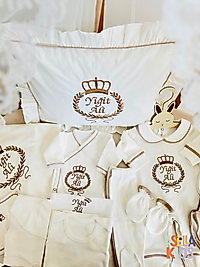 Yenidoğan Set - Bebeğinizin İsmi ve Çelenk Taç Nakışlı